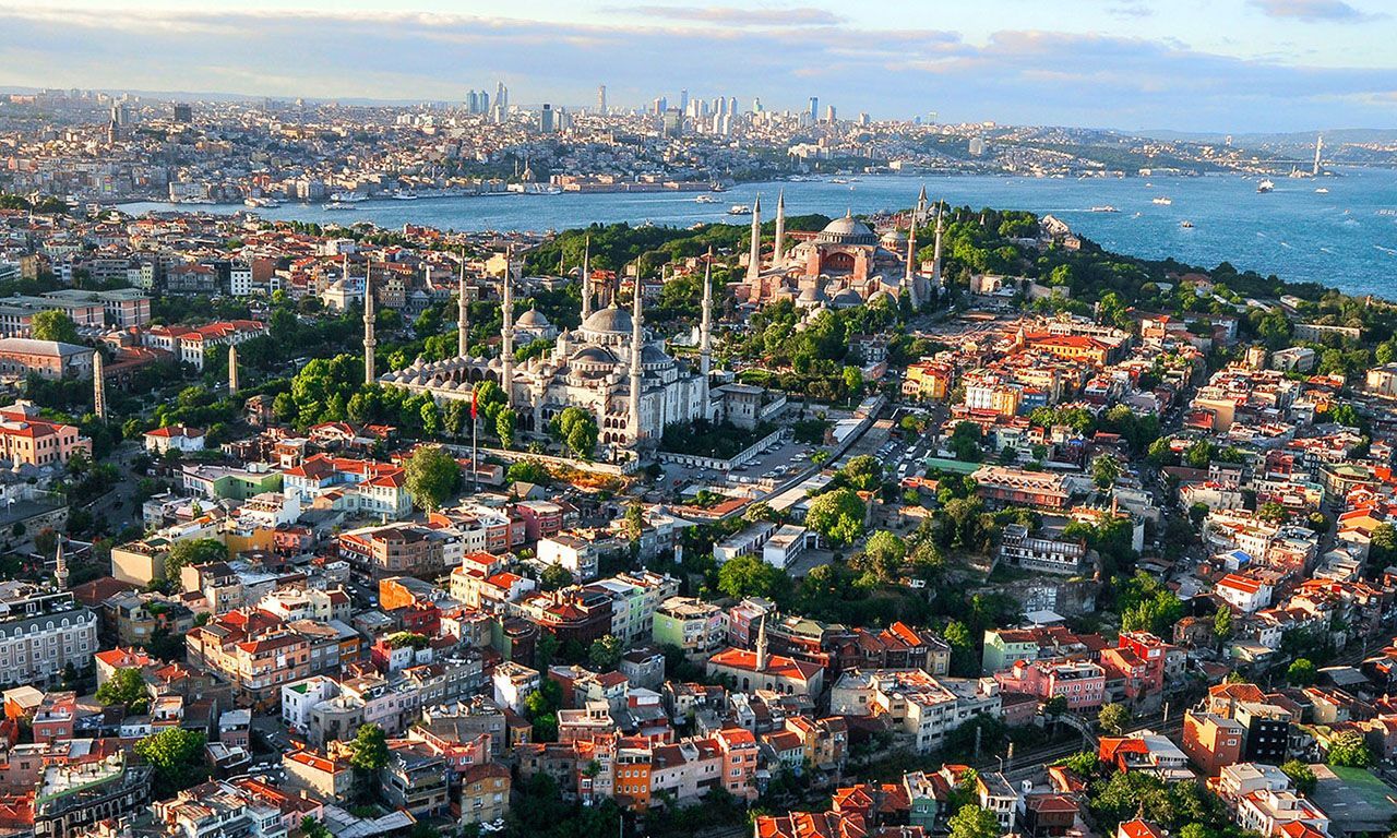 Обвал на рынке жилья Турции: иностранцы скупают недвижимость, украинцы – среди них