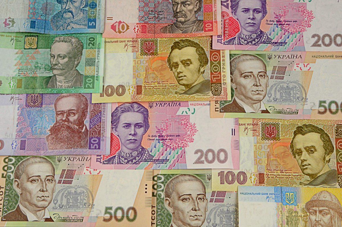 Таємна подорож гривні з Канади: як Україна наважилася на власну валюту