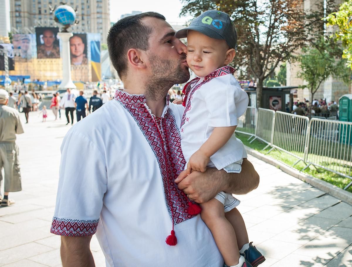 В якій країні хотіли б народитись більшість українців В якій країні хотіли б народитись більшість українців