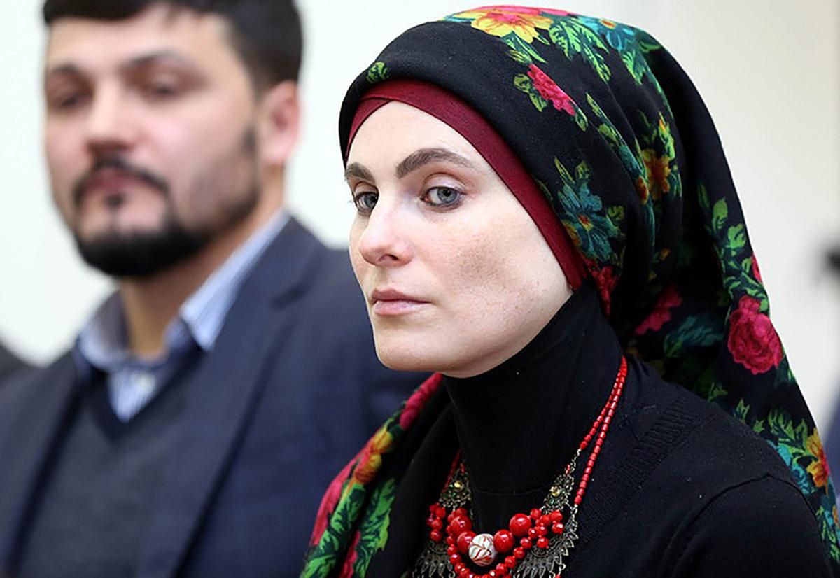 Украинцам разрешили фотографироваться на паспорт в головном уборе Украинцам разрешили фотографироваться на паспорт в головном уборе