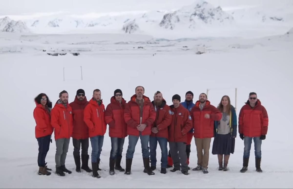 Україну з Днем Незалежності привітали в Антарктиді: "холодне" відео