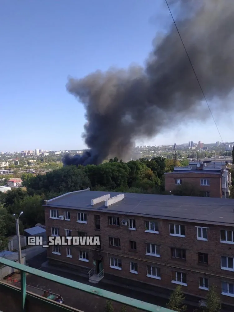 Харків пожежа склади фото