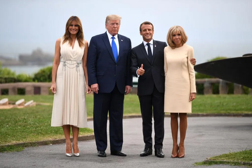 Президенти США і Франції з дружинами 