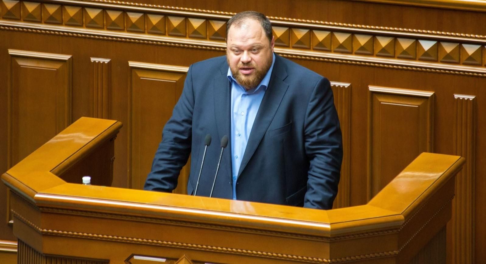 У Зеленського прокоментували підготовку законопроекту про зменшення кількості нардепів У Зеленського прокоментували підготовку законопроекту про зменшення кількості нардепів