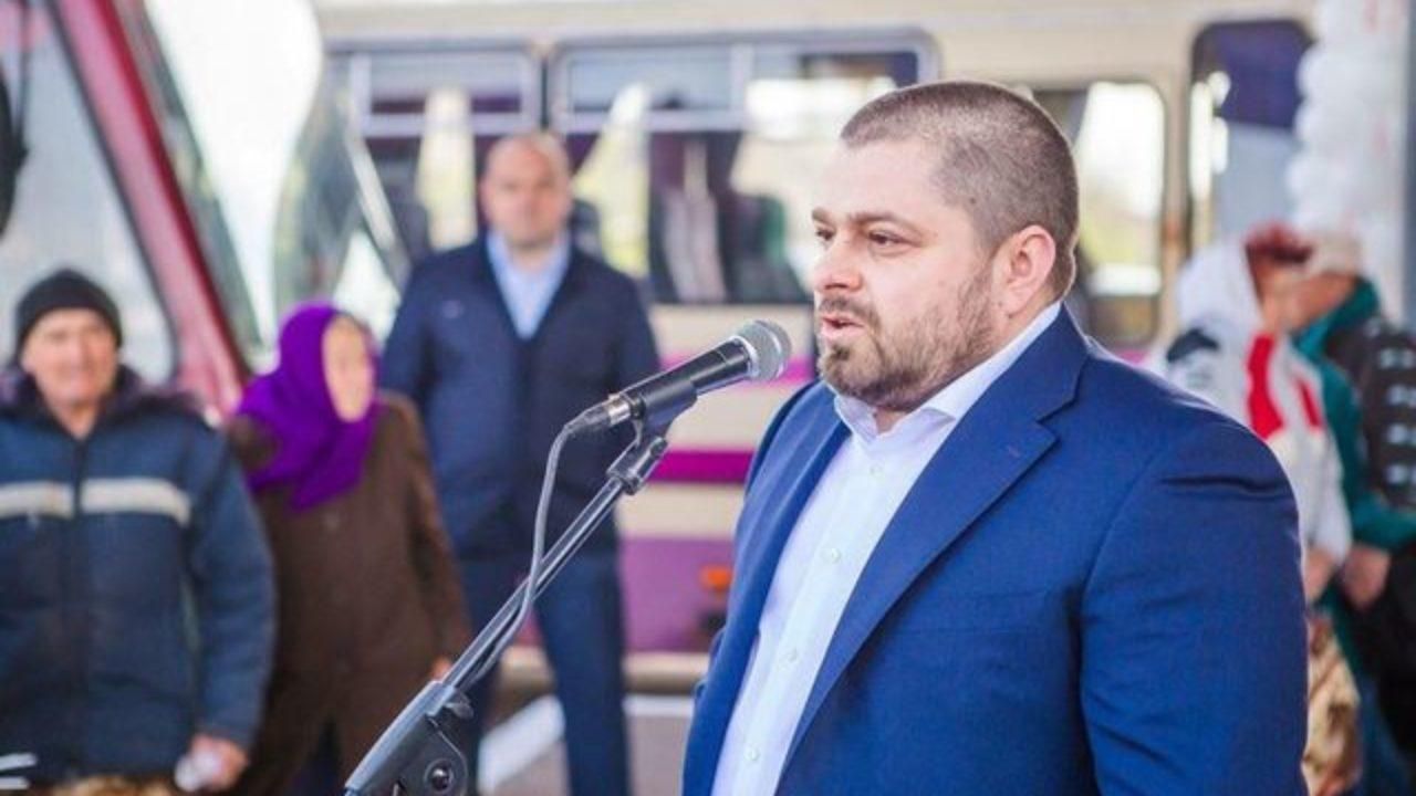 Суперечка двох лідерів виборчих перегонів: в чому звинувачують Коровченка та Приходька Суперечка двох лідерів виборчих перегонів: в чому звинувачують Коровченка та Приходька