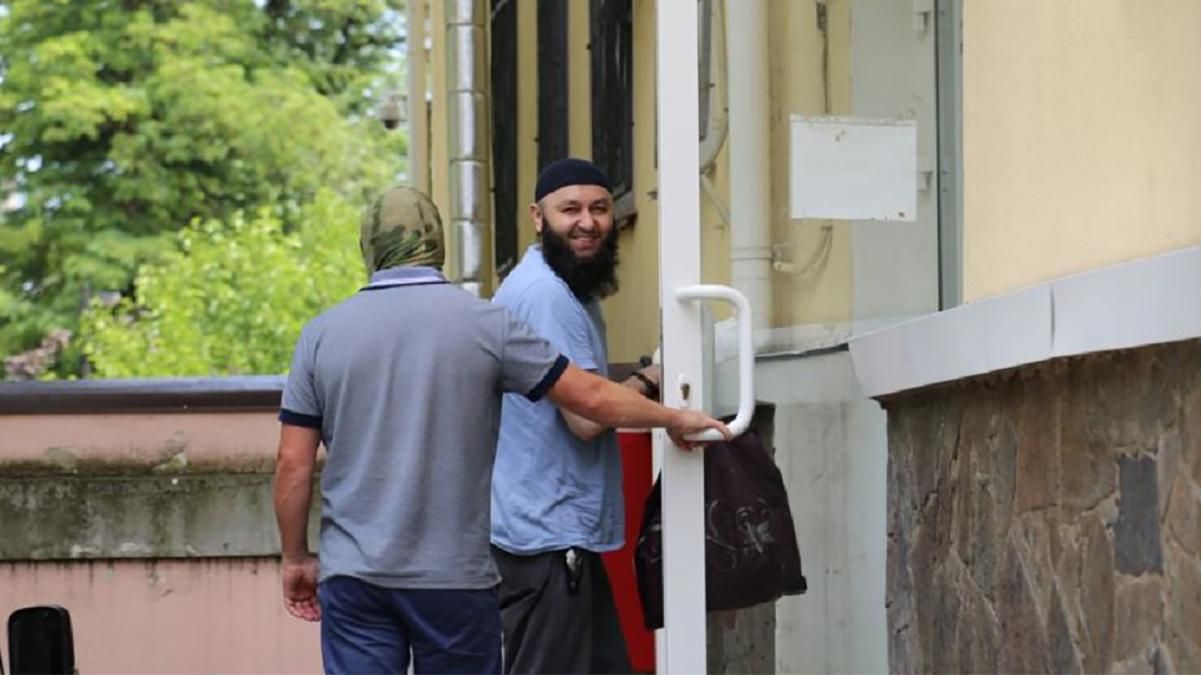 Російський суд на півроку продовжив арешт фігурантів "справи Хізб ут-Тахрір" Російський суд на півроку продовжив арешт фігурантів "справи Хізб ут-Тахрір"