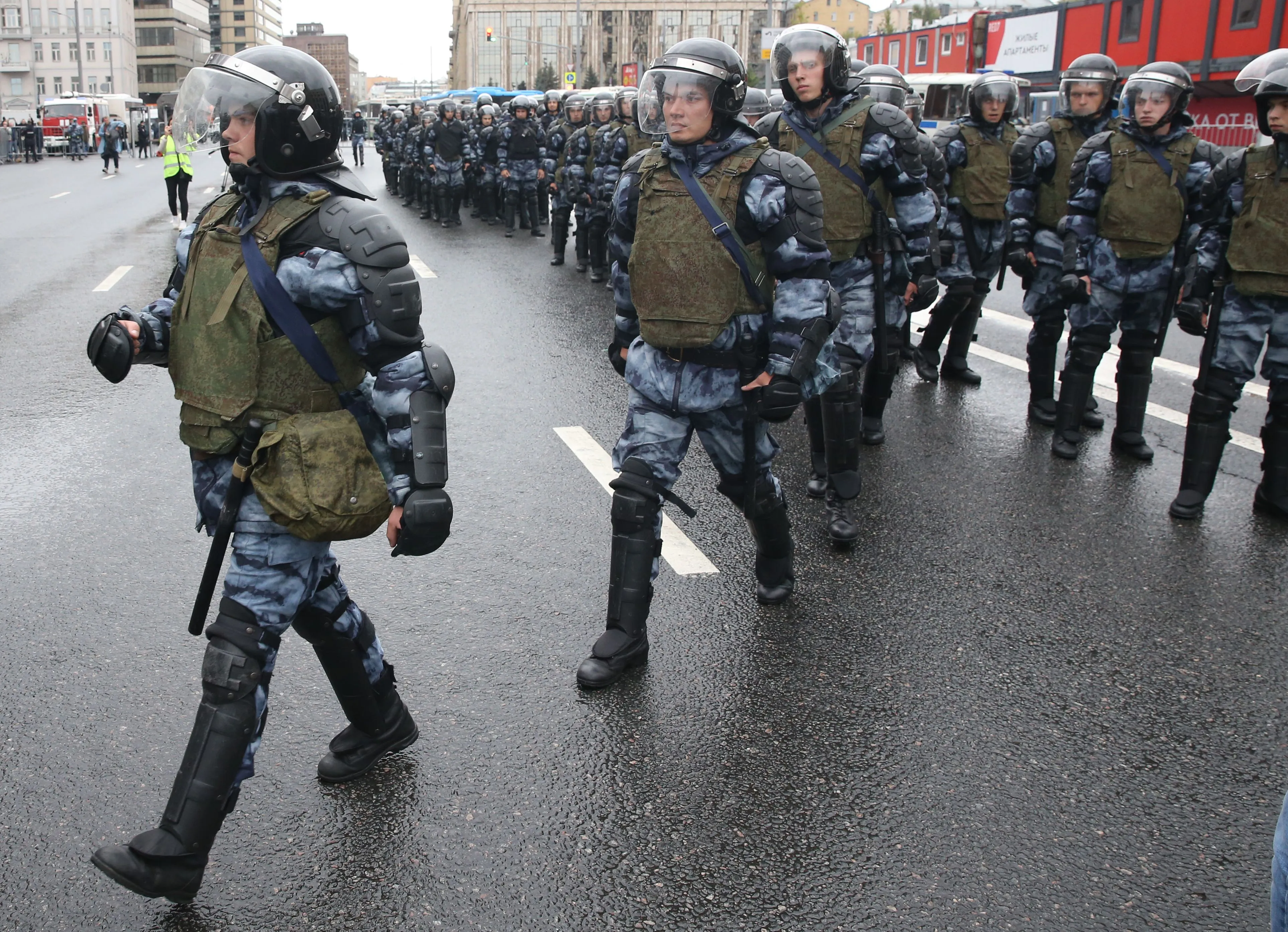 протести в москві