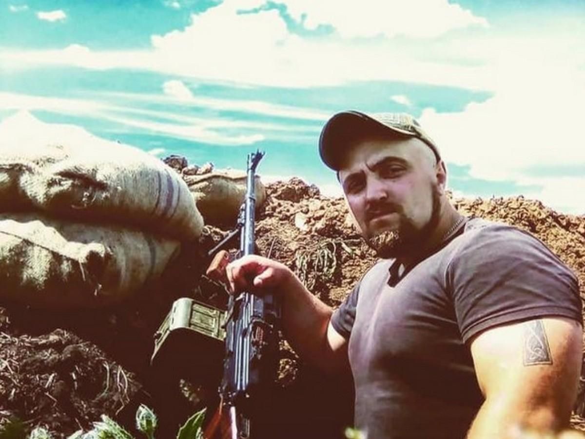 Прощание с командиром "Айдара": трогательные воспоминания собратьев защитника Украины Прощание с командиром "Айдара": трогательные воспоминания собратьев защитника Украины