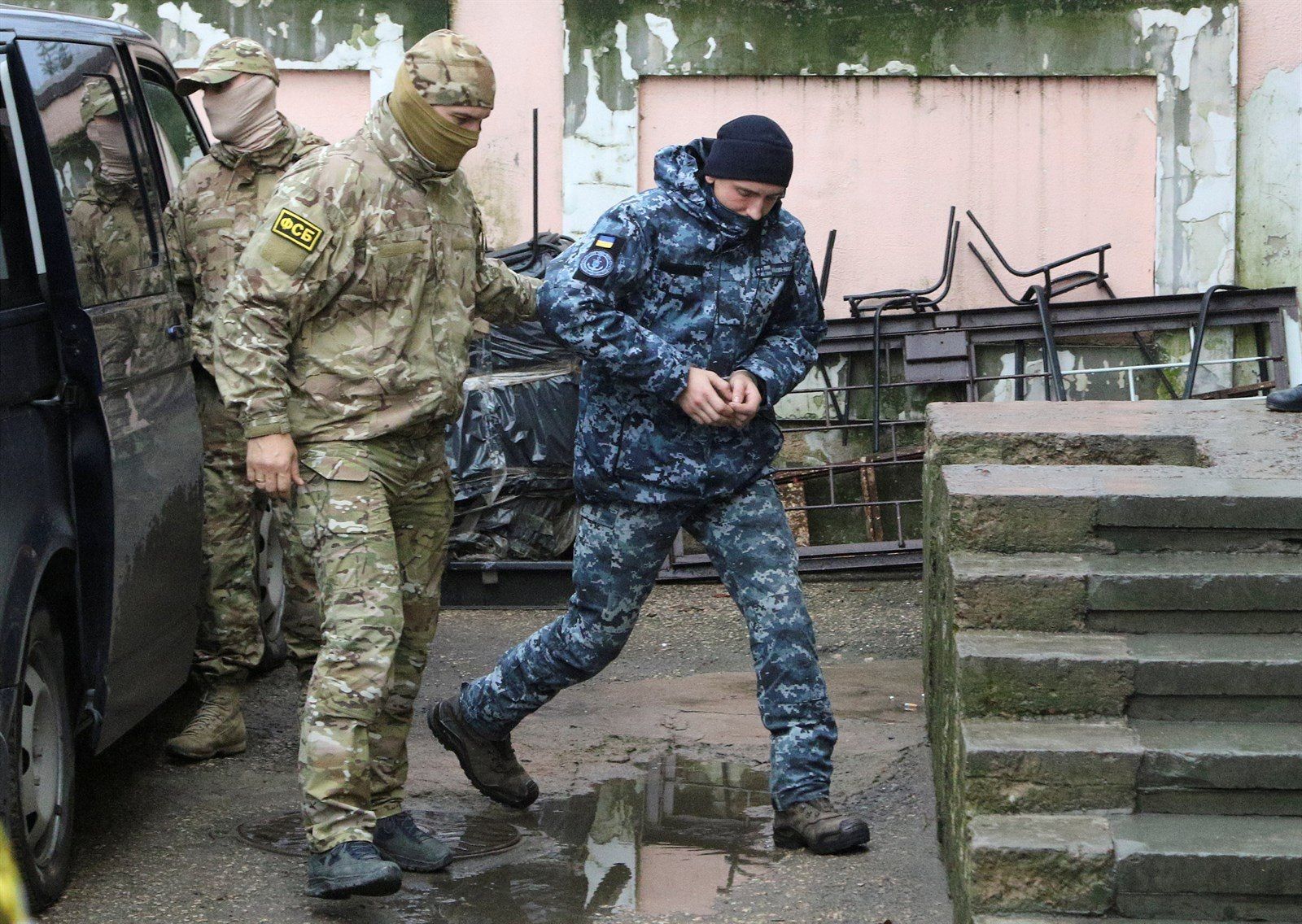 Обмен заключенными между Украиной и Россией внезапно перенесли, – СМИ