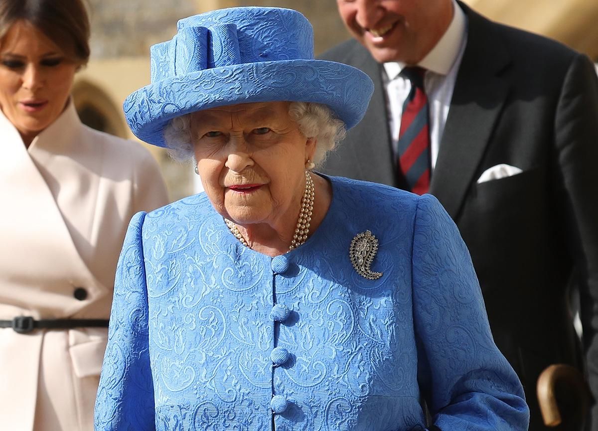 Королева Великобритании приостановила работу парламента
