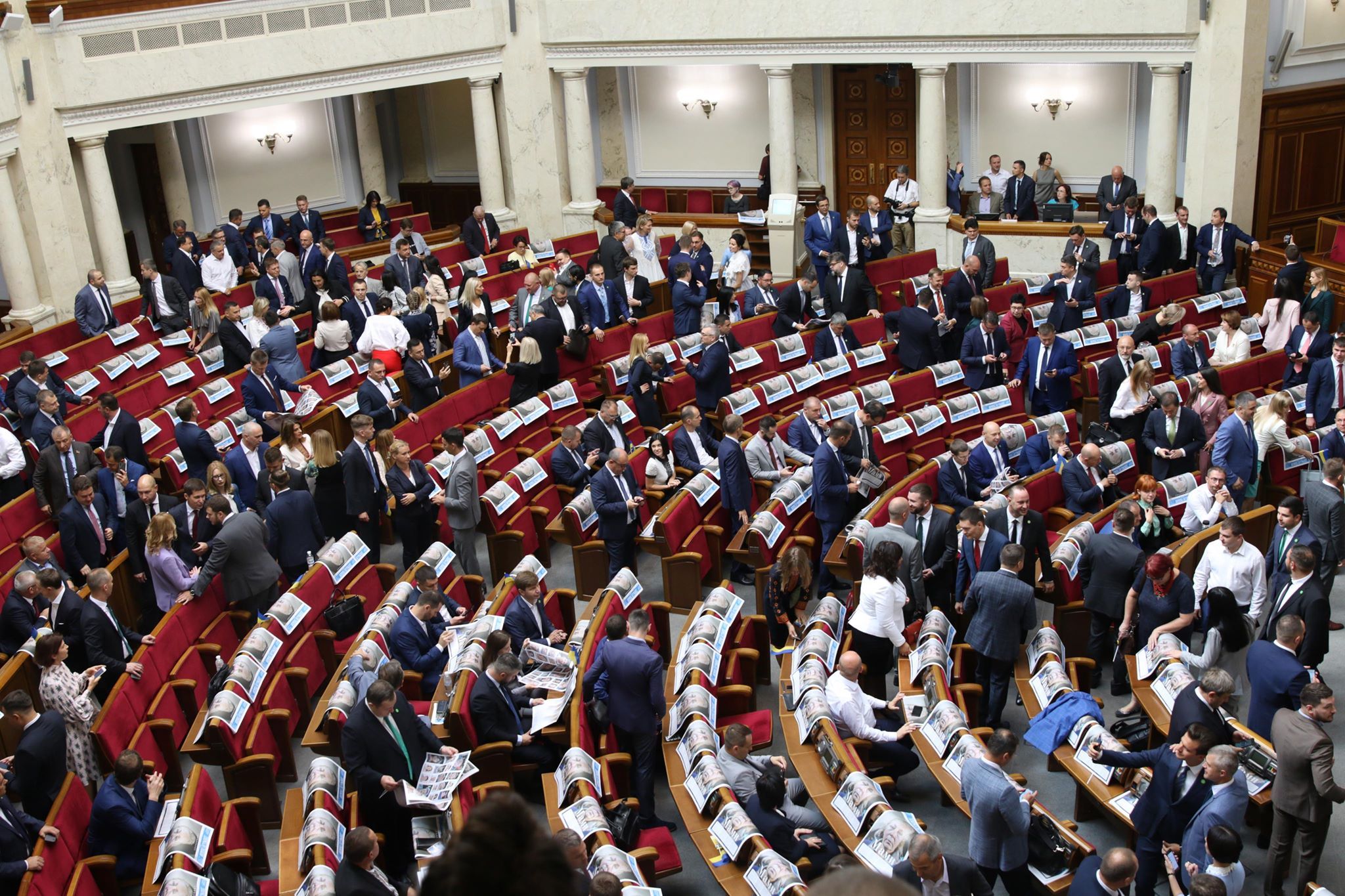 Перше засідання Ради може тривати до ночі Перше засідання Ради може тривати до ночі