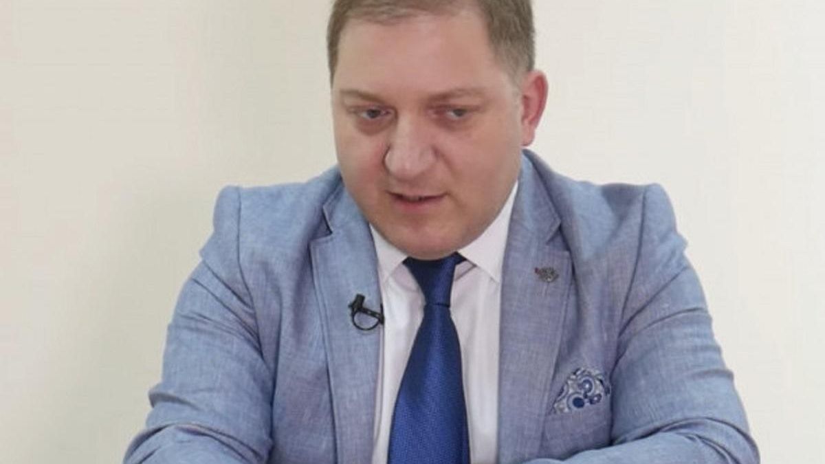 Скандали нової Ради: депутату від "Опоплатформи" відімкнули мікрофон через російську мову