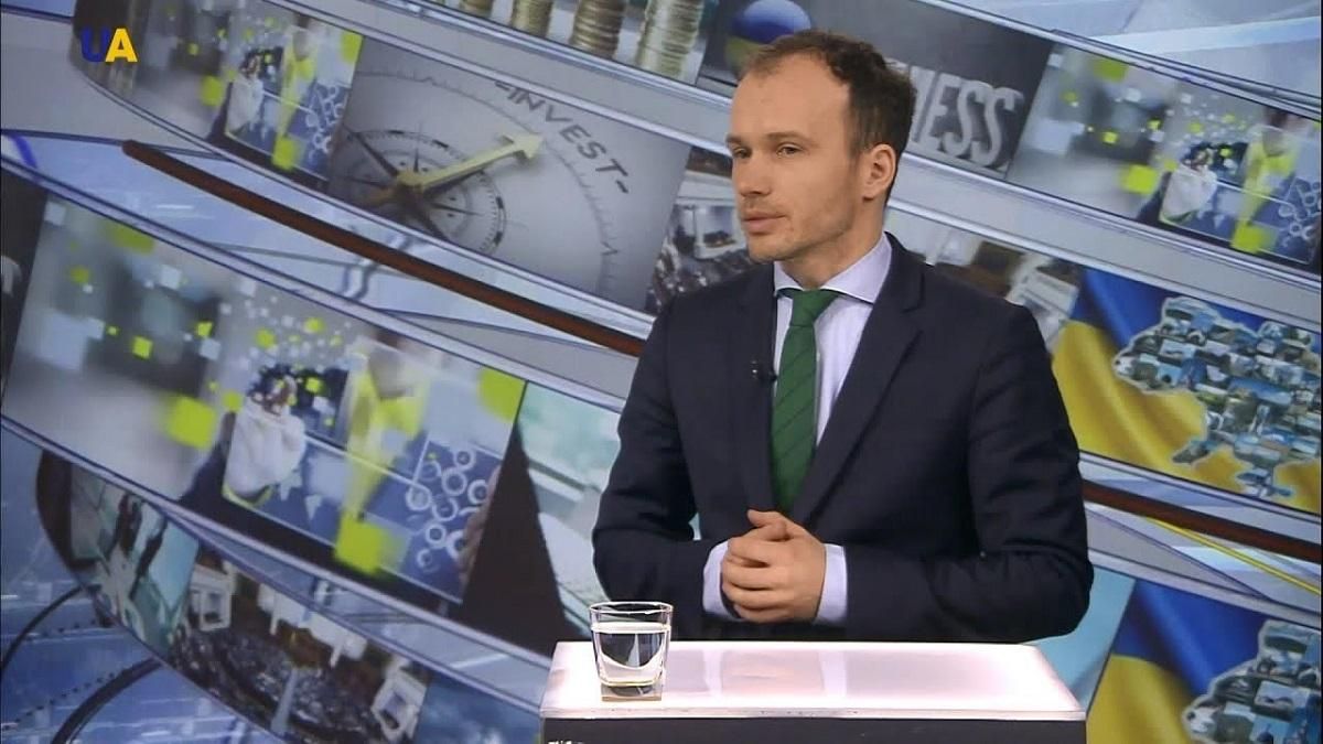 Депутат от "Слуги народа" проголосовал за назначение себя в Кабмин: фотодоказательство Депутат от "Слуги народа" проголосовал за назначение себя в Кабмин: фотодоказательство