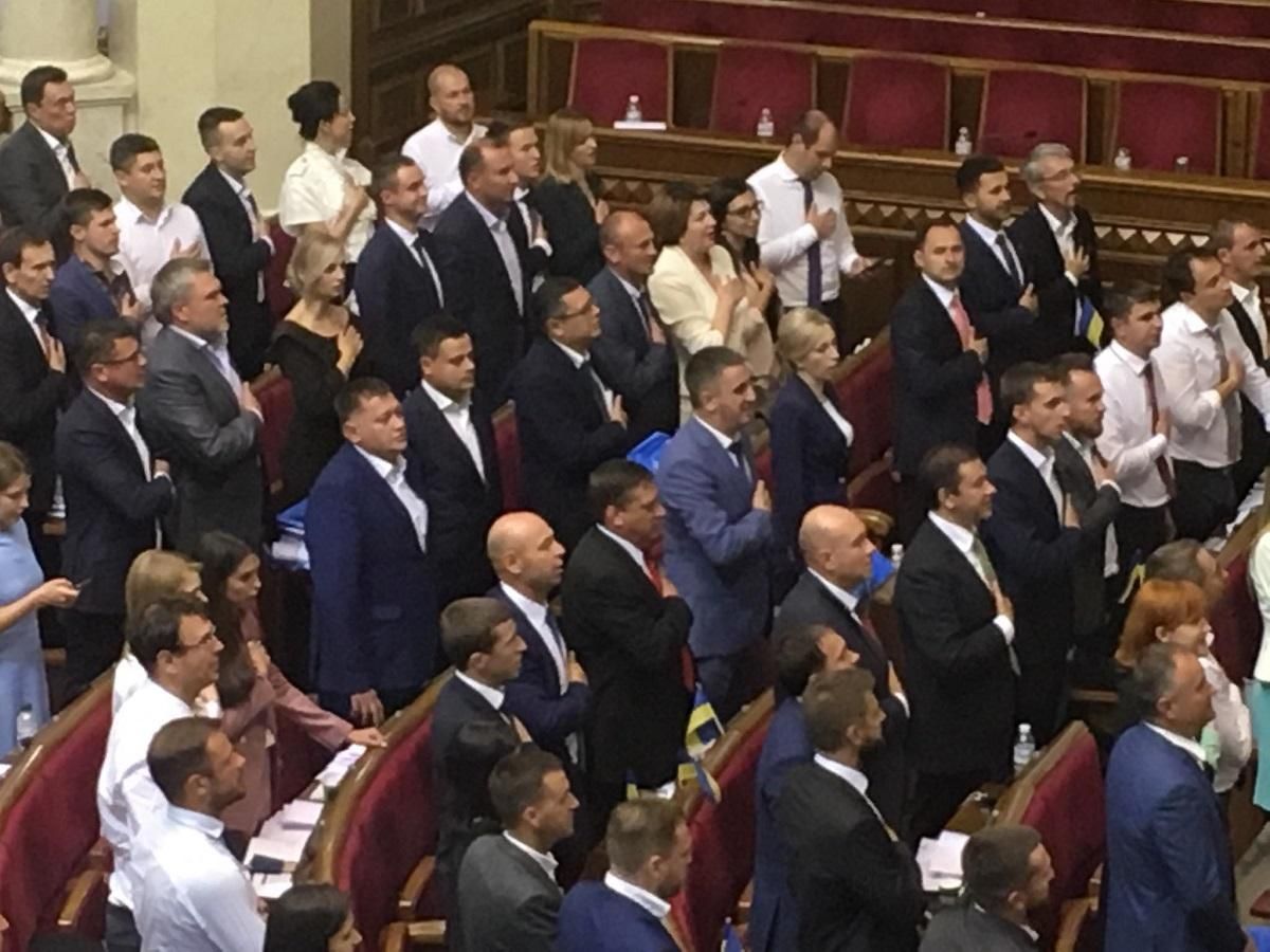 Зеленський позначив невідкладними 66 законопроектів: Рада підтримала усі – перелік Зеленський позначив невідкладними 66 законопроектів: Рада підтримала усі – перелік