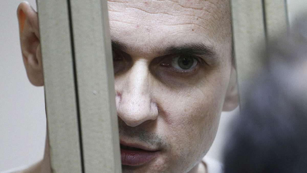 Сенцов досі залишається у Росії, – ЗМІ Сенцов досі залишається у Росії, – ЗМІ