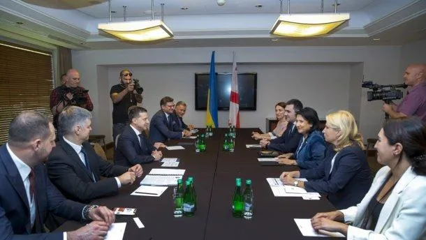 Володимир Зеленський зустрівся з Саломе Зурабішвілі Володимир Зеленський зустрівся з Саломе Зурабішвілі