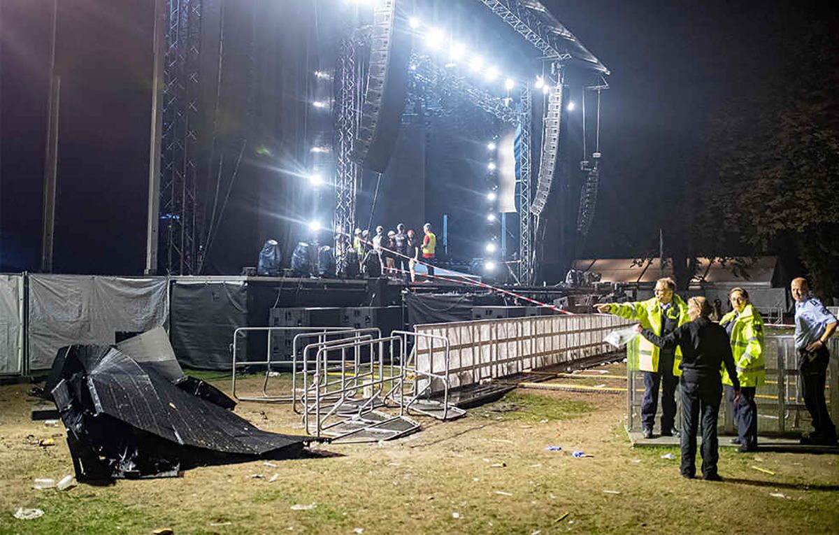Під час концерту впала сцена у Німеччині, як на українському Kozak Fest: фото та відео Під час концерту впала сцена у Німеччині, як на українському Kozak Fest: фото та відео