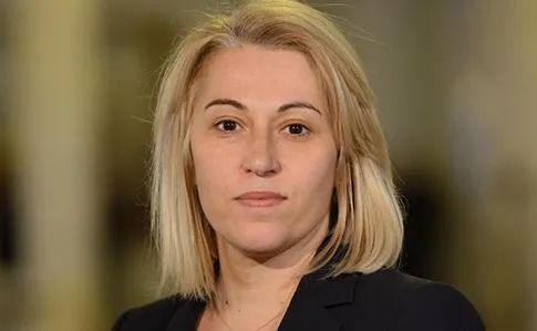 Олена Бабак Олена Бабак