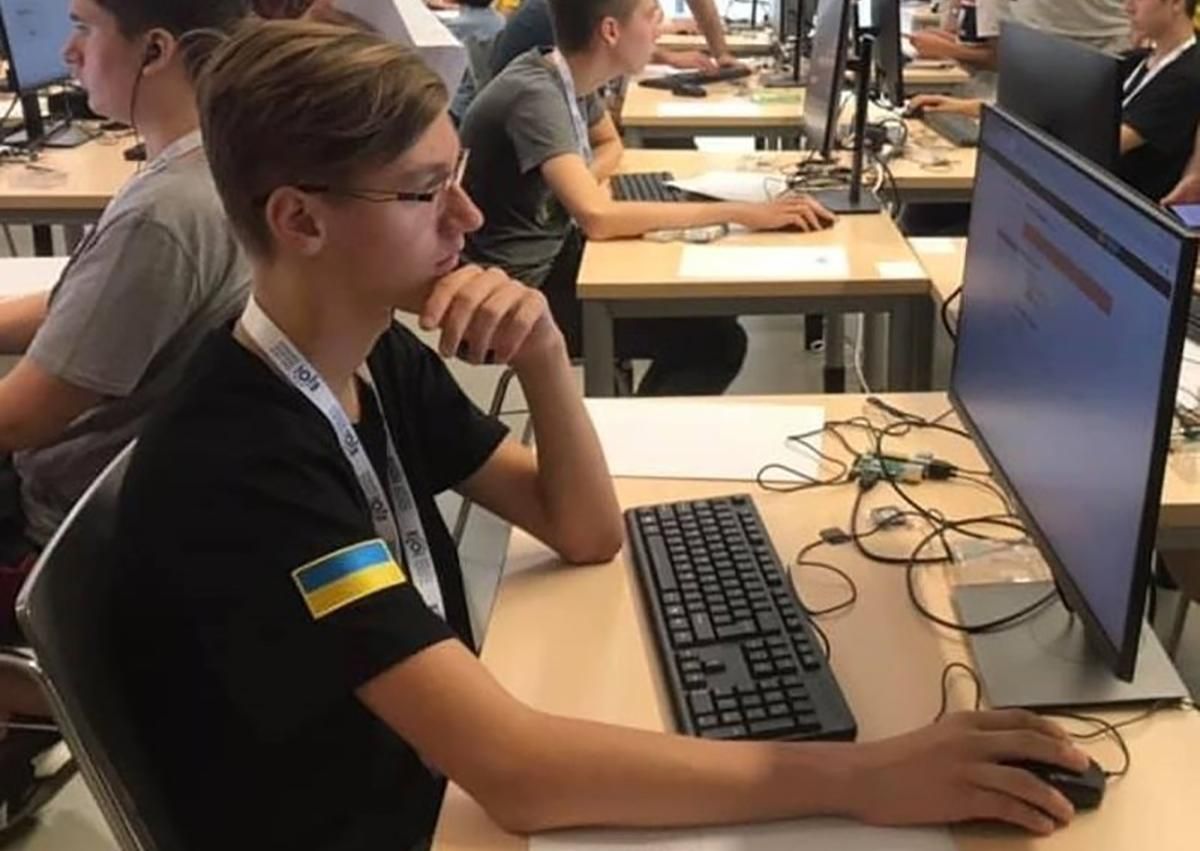 Обігнав чотирьох росіян: український школяр виграв Європейську олімпіаду з інформатики