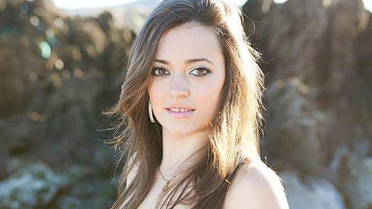 Испанская певица Джоана Сайнс погибла на сцене во время выступления