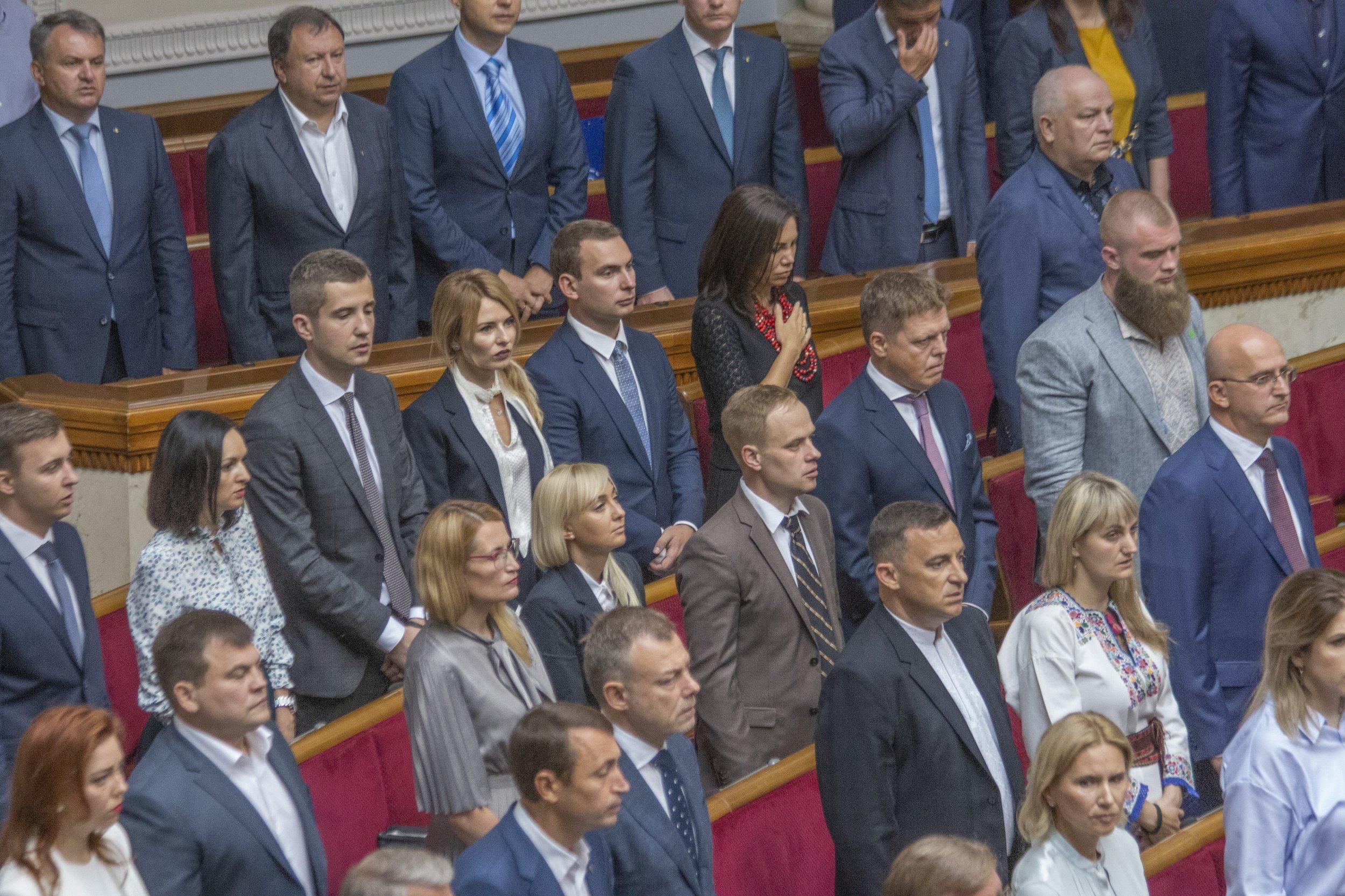 Комітет рекомендує Верховній Раді зняти недоторканність з нардепів: про що сперечались нардепи Комітет рекомендує Верховній Раді зняти недоторканність з нардепів: про що сперечались нардепи