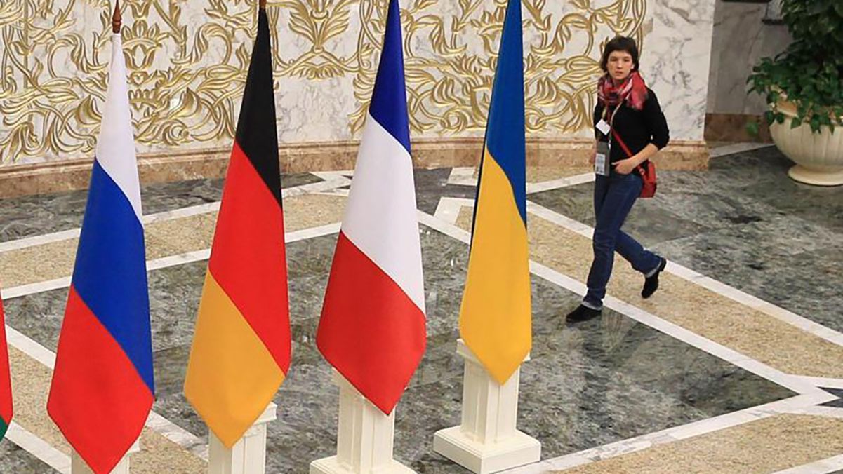 Советники лидеров стран "нормандской четверки" завершили переговоры в Берлине: детали Советники лидеров стран "нормандской четверки" завершили переговоры в Берлине: детали