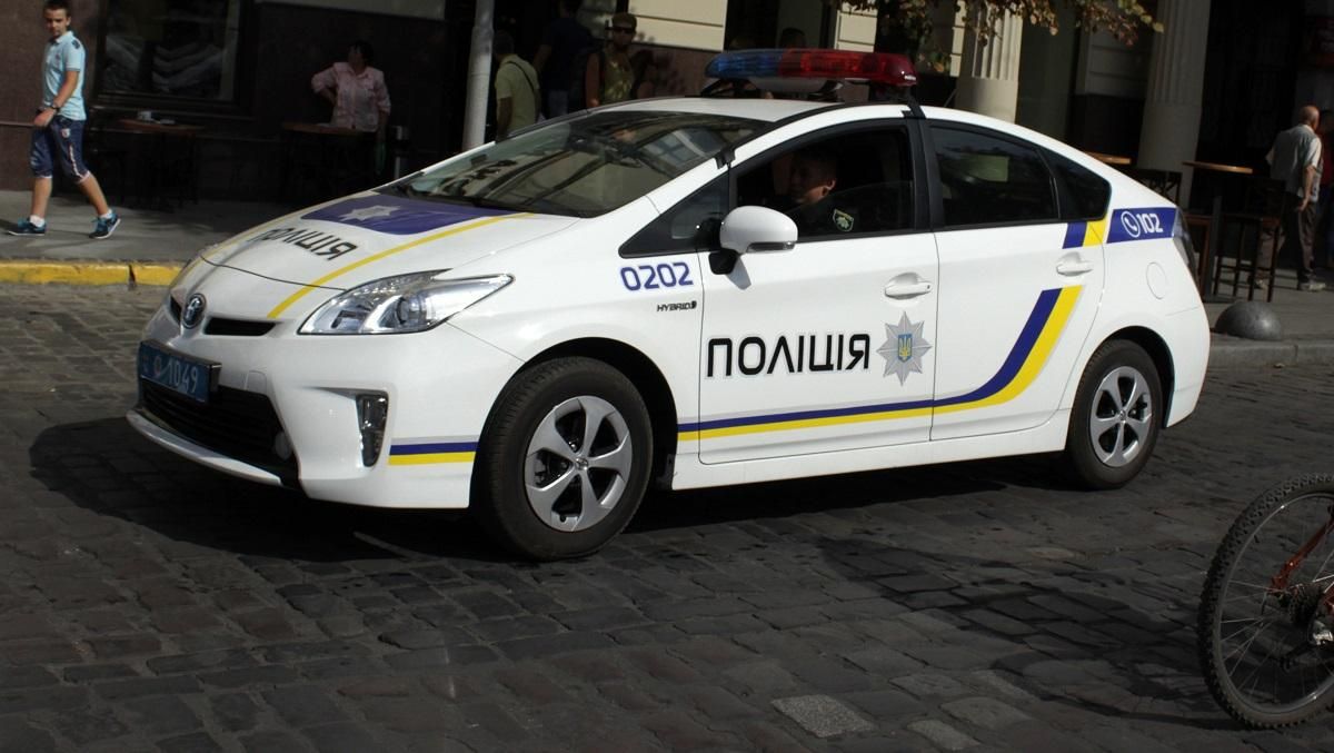 В Одесі затримали іноземця, який розстріляв авто та пограбував відділення "Нової пошти"