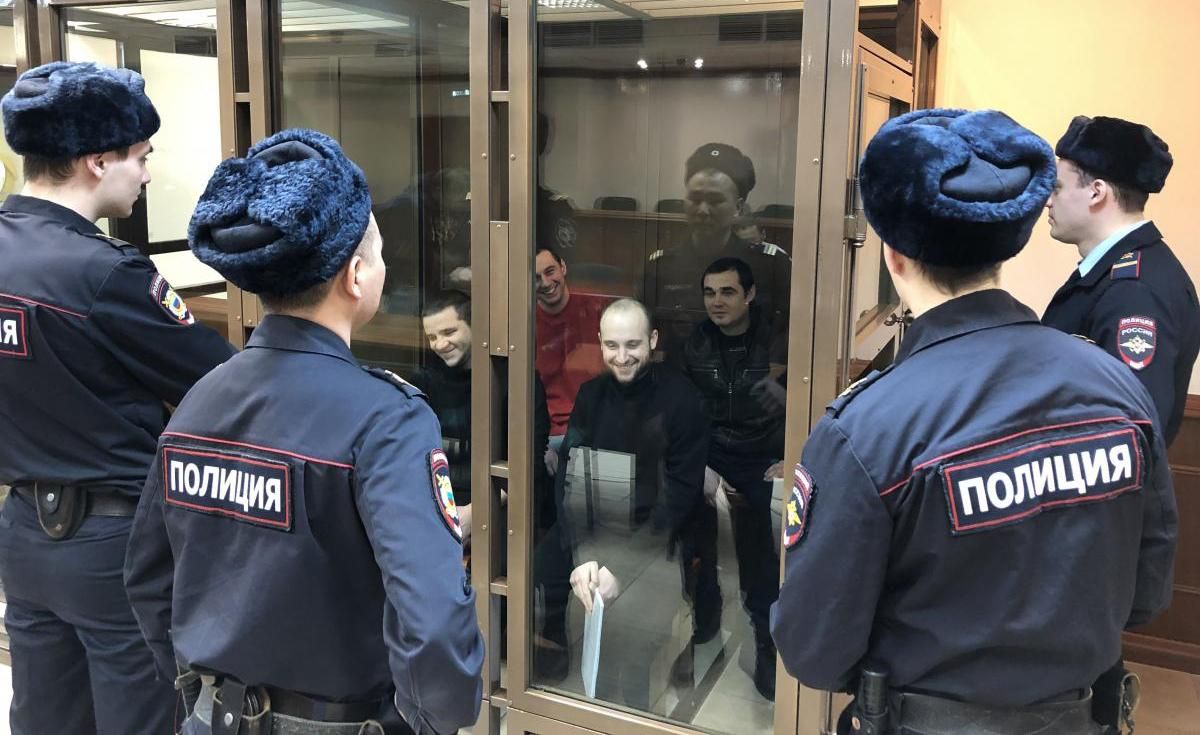 Моряків судитимуть заочно: росЗМІ назвали нову схему обміну полоненими Моряків судитимуть заочно: росЗМІ назвали нову схему обміну полоненими