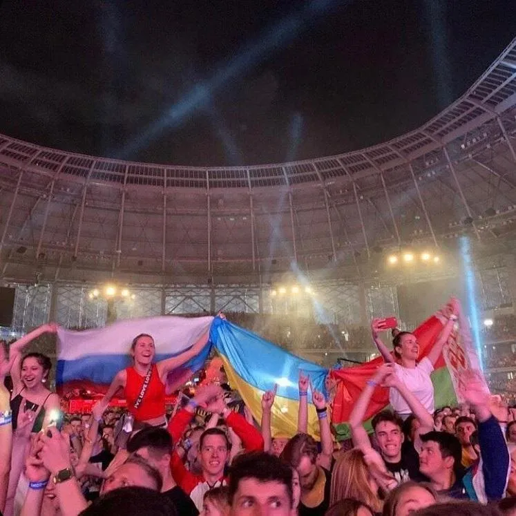 Український прапор підняли у Москві