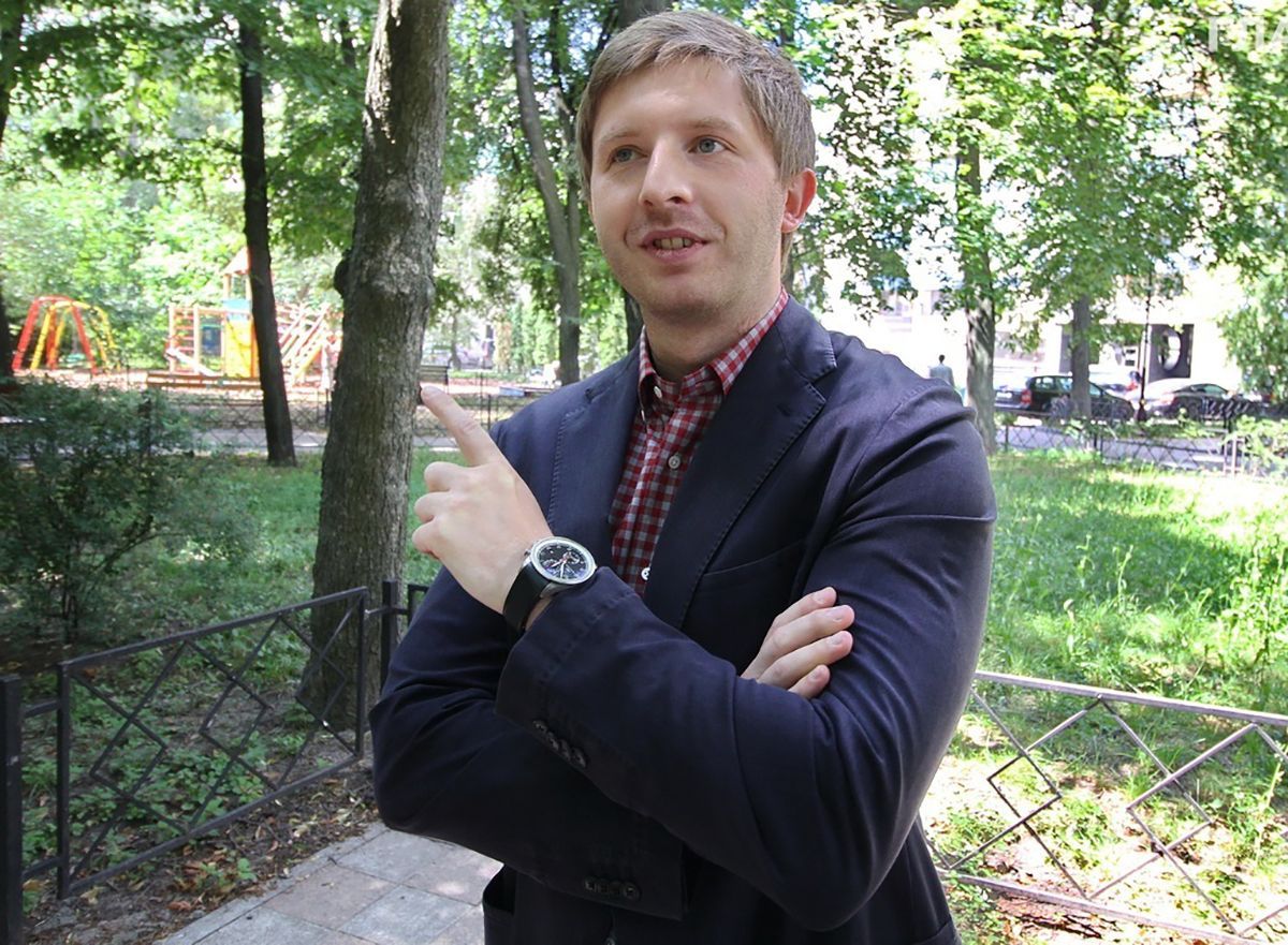 Суд дозволив затримати ексголову Нацкомісії з компослуг Вовка Суд дозволив затримати ексголову Нацкомісії з компослуг Вовка