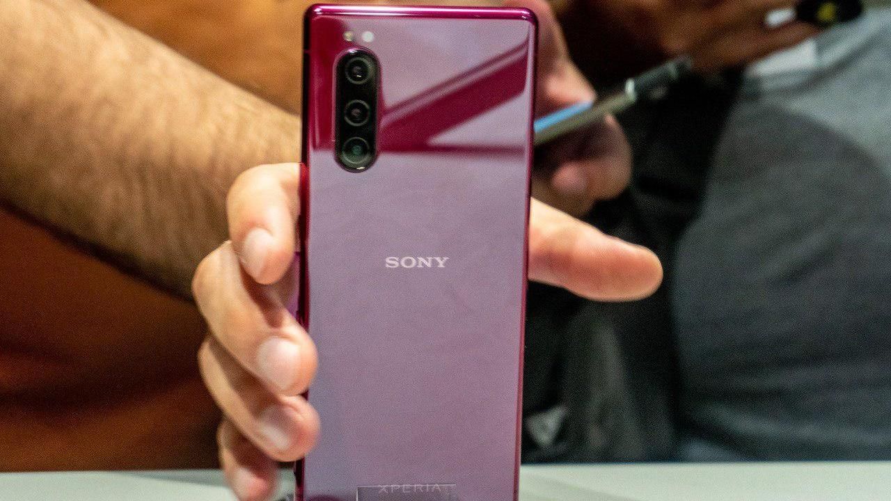 Sony Xperia 5: компактный флагман представили официально на IFA 2019 Sony Xperia 5: компактный флагман представили официально на IFA 2019