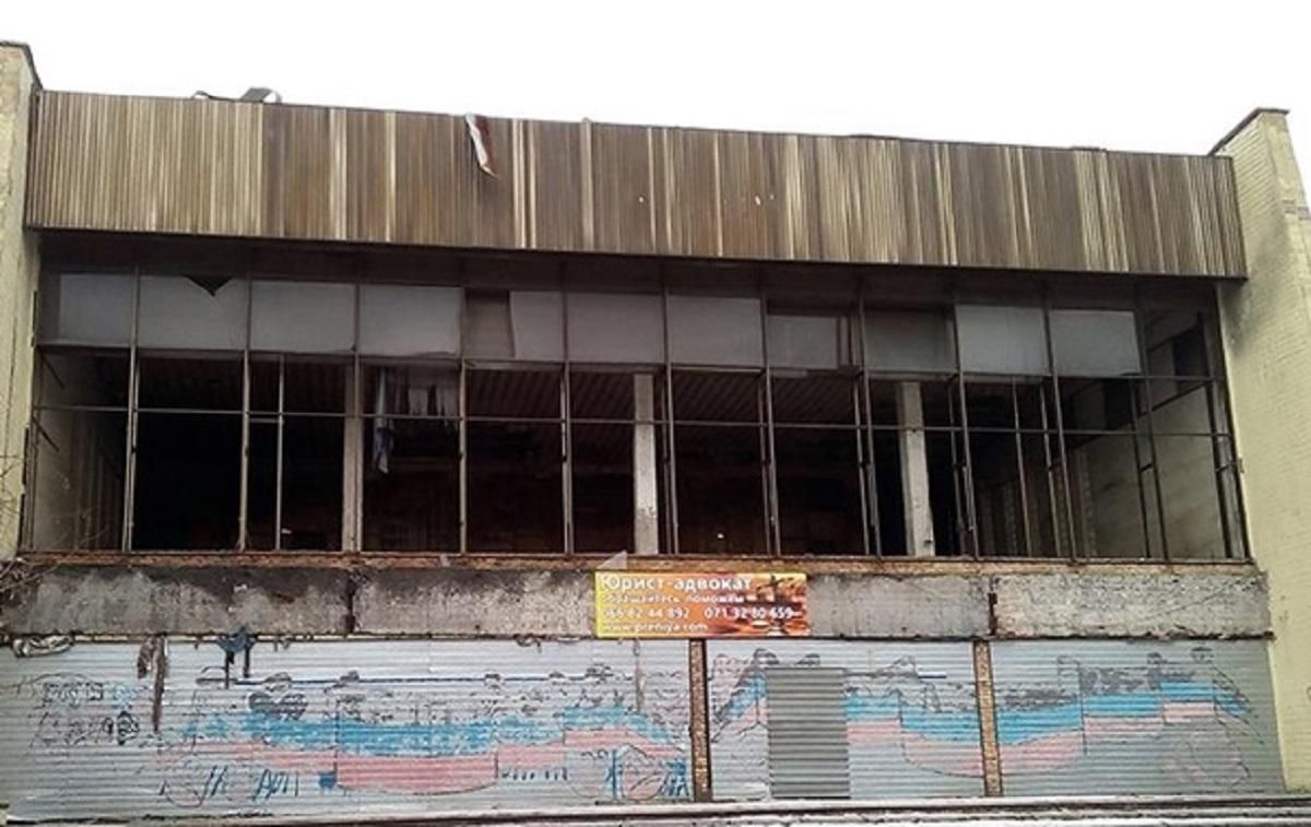 В окупованому Донецьку біля школи і дитсадка пролунав вибух В окупованому Донецьку біля школи і дитсадка пролунав вибух