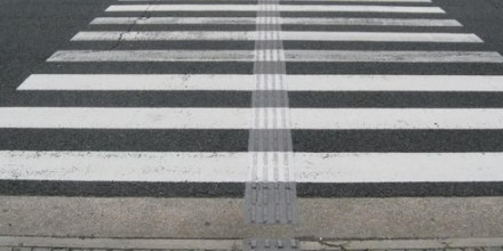 У Борисполі прямо на переході збили чоловіка: момент ДТП на відео У Борисполі прямо на переході збили чоловіка: момент ДТП на відео