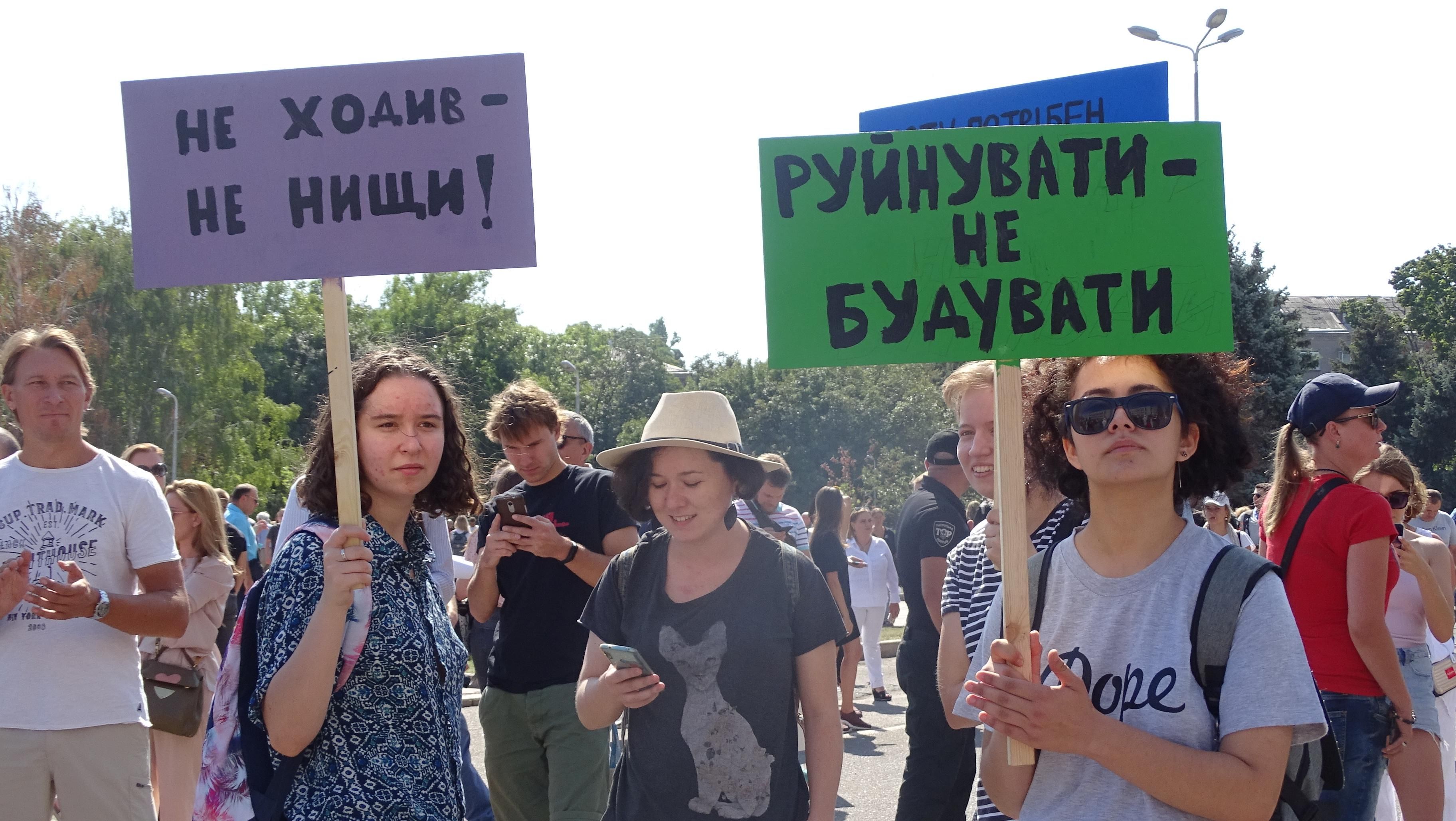 В Одесі звільнили керівника художнього музею: люди вийшли на протести