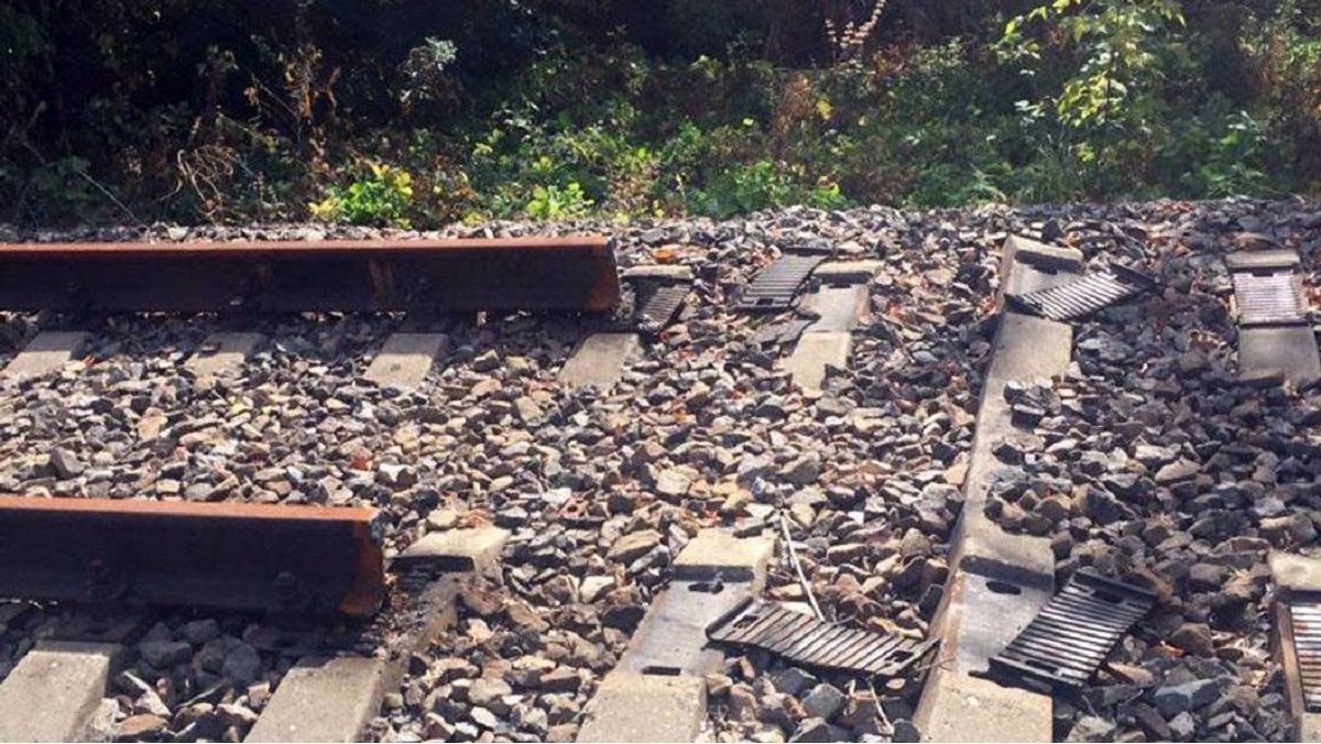 Окупанти анонсували запуск потягів до Москви та Петербурга Окупанти анонсували запуск потягів до Москви та Петербурга