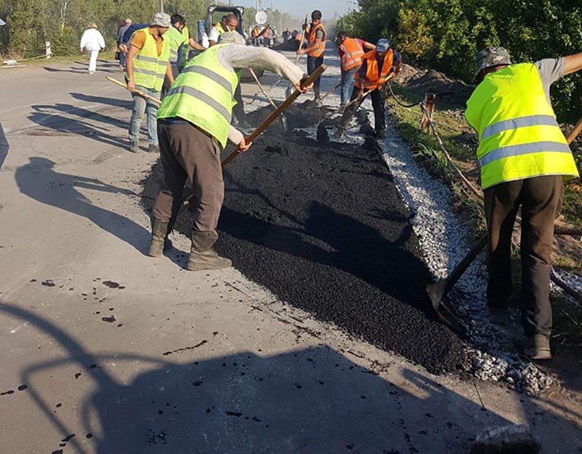 Бойовики нарешті дозволили розпочати ремонт мосту у Станиці Луганській Бойовики нарешті дозволили розпочати ремонт мосту у Станиці Луганській