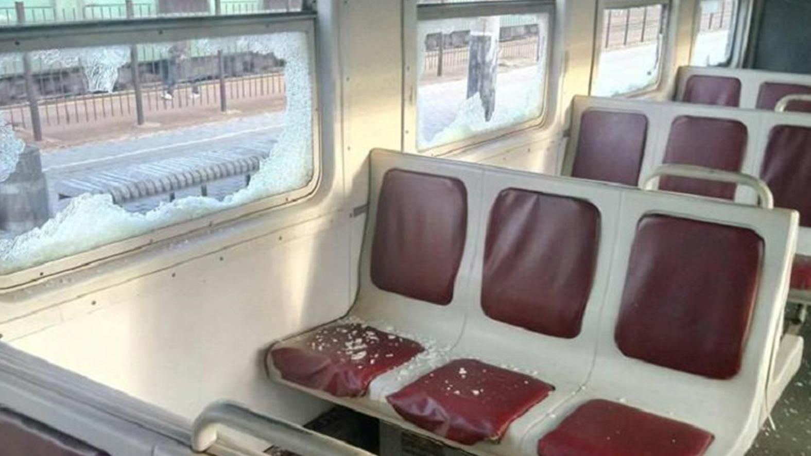 "Укрзализныця" понесла убытки на 11 миллионов гривен: ужасные примеры вандализма "Укрзализныця" понесла убытки на 11 миллионов гривен: ужасные примеры вандализма