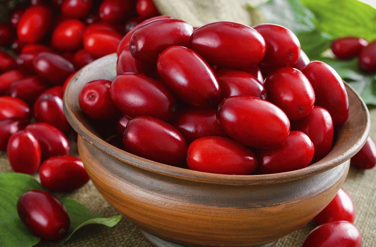 Варенье из кизила – рецепт без косточек, с яблоками, 5-минутка