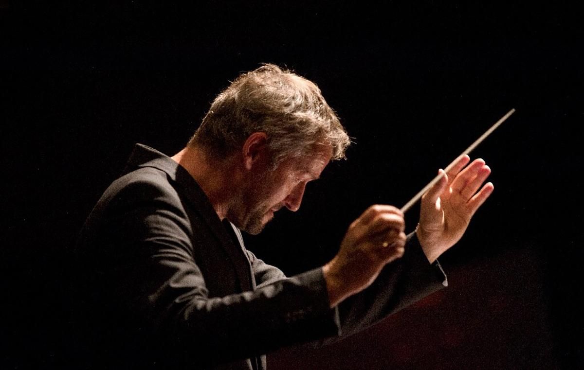 Штучний інтелект закінчив симфонію відомого композитора: відео Штучний інтелект закінчив симфонію відомого композитора: відео