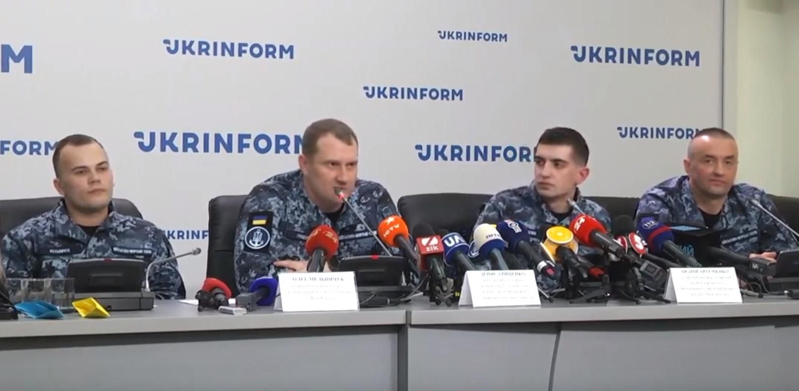 Звільнені українські моряки дали першу пресконференцію: відео