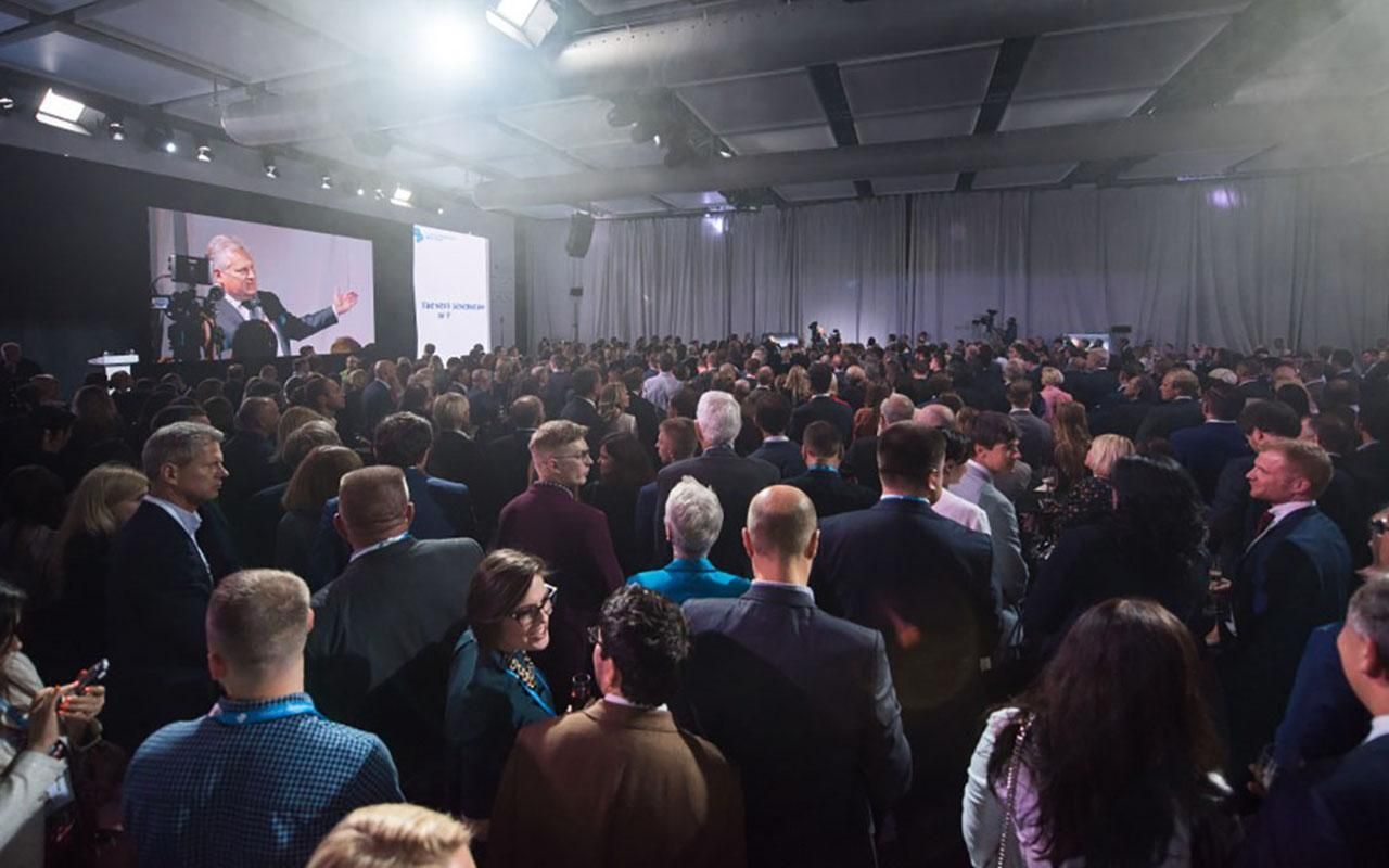 У Києві стартувала щорічна зустріч YES: чому Кличко думає про розпуск Київради У Києві стартувала щорічна зустріч YES: чому Кличко думає про розпуск Київради