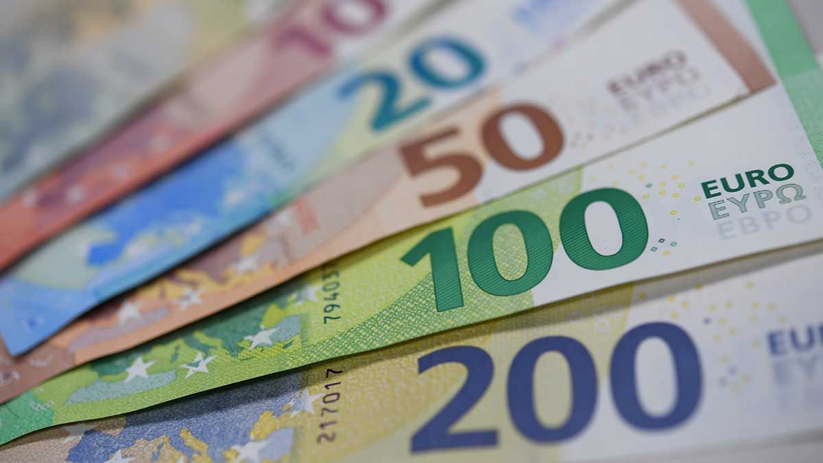 Курс доллара, евро – курс валют НБУ на 19 сентября 2019