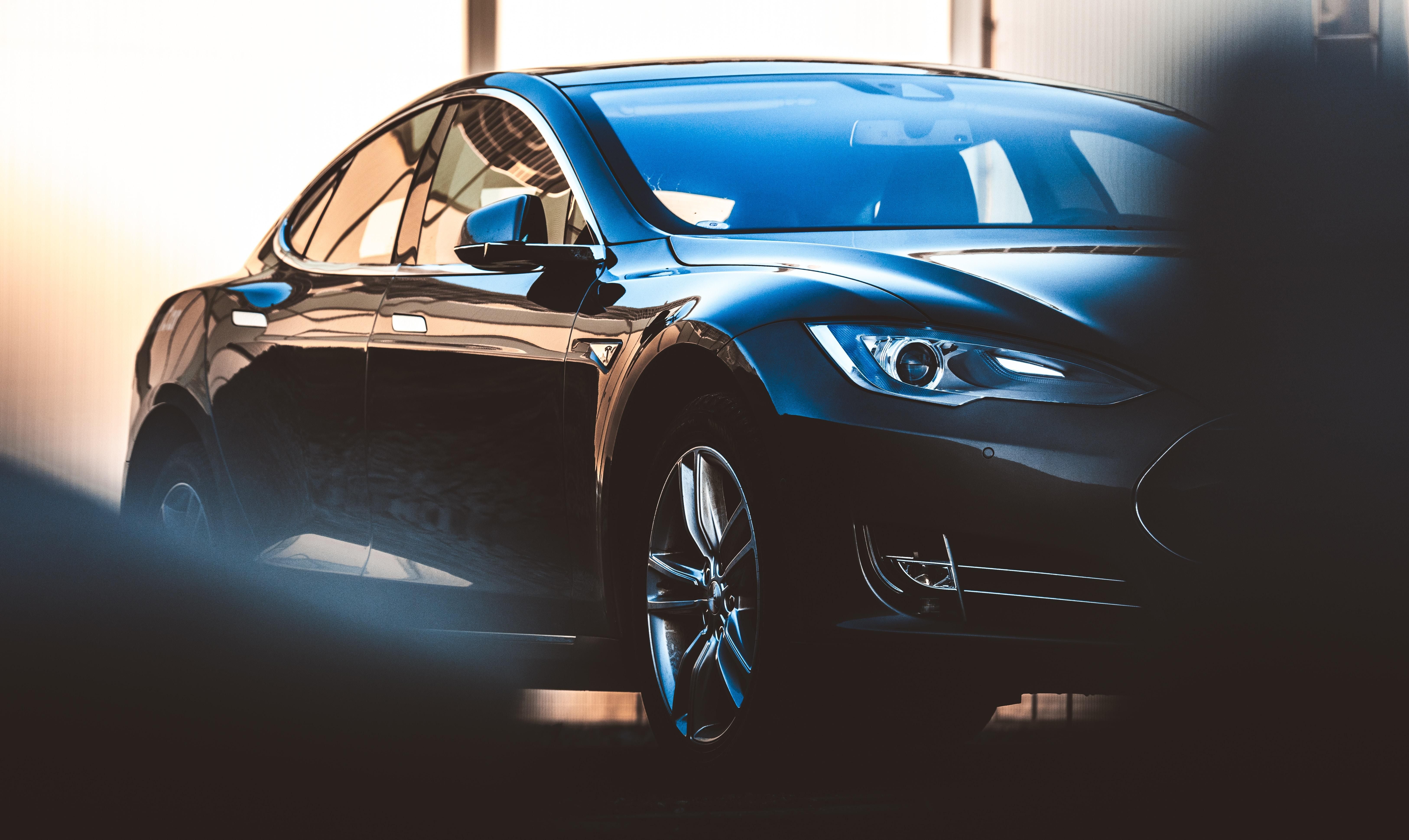 Электрокар Tesla Model S установил еще один невероятный рекорд скорости