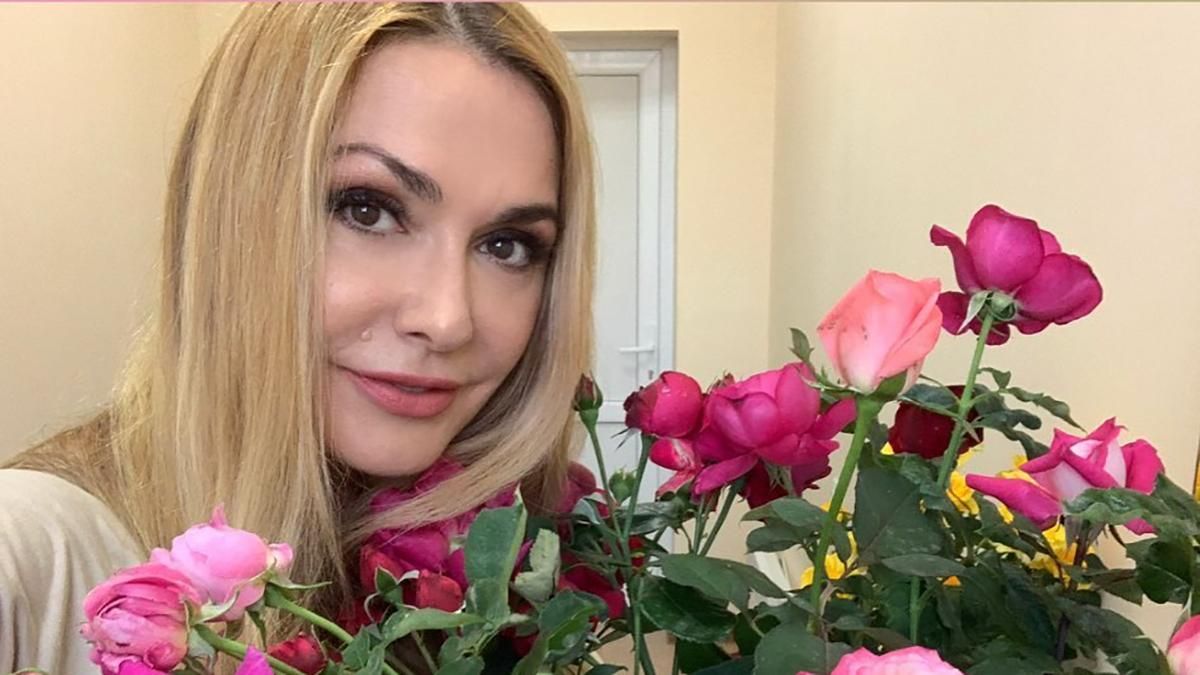 Ольга Сумська показала архівне фото в купальнику