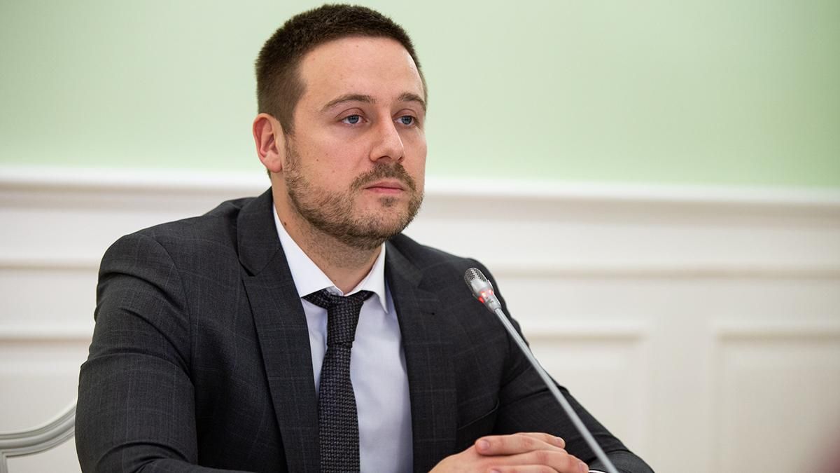 Заступника голови КМДА Слончака побили у Києві: який стан потерпілого Заступника голови КМДА Слончака побили у Києві: який стан потерпілого