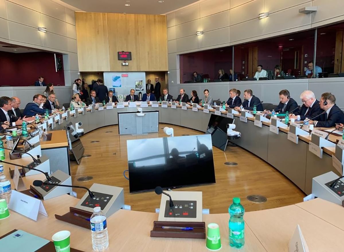 Росія готова укласти договір про транзит газу з Україною: що про це відомо Росія готова укласти договір про транзит газу з Україною: що про це відомо