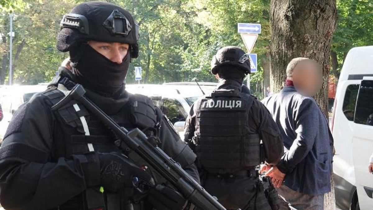 У Полтаві затримали "банду Самвела", яка викрадала і вбивала людей: відео У Полтаві затримали "банду Самвела", яка викрадала і вбивала людей: відео