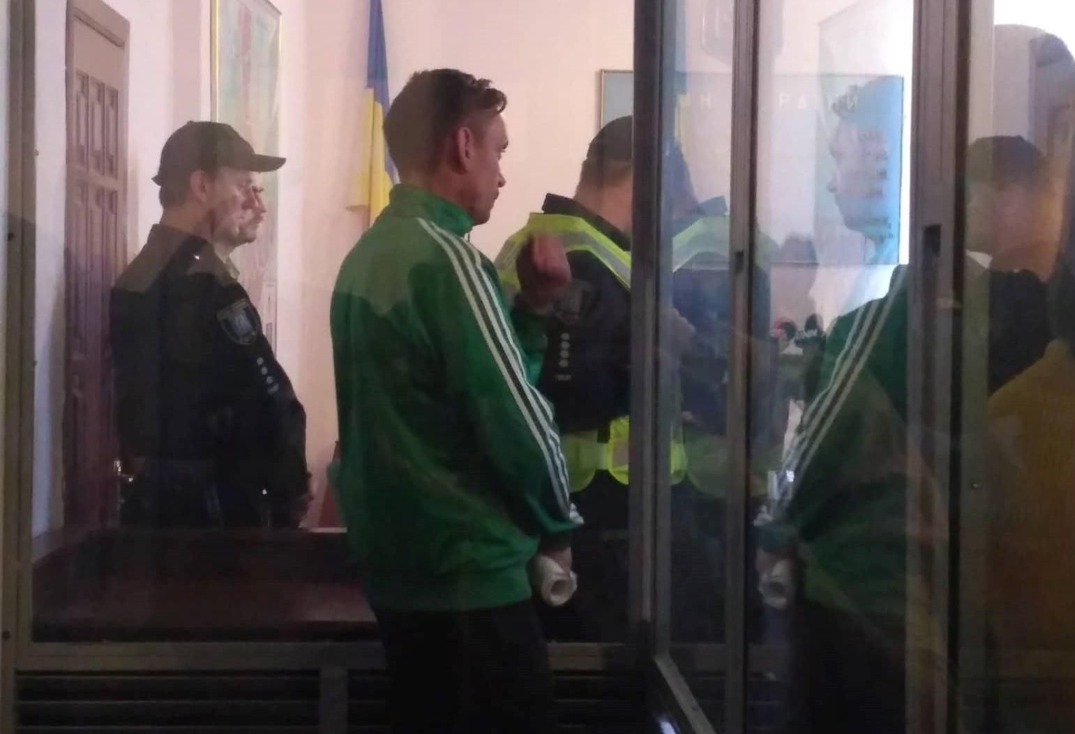 Суд над Бельком – запобіжний захід за погрозу підірвати міст Метро Суд над Бельком – запобіжний захід за погрозу підірвати міст Метро