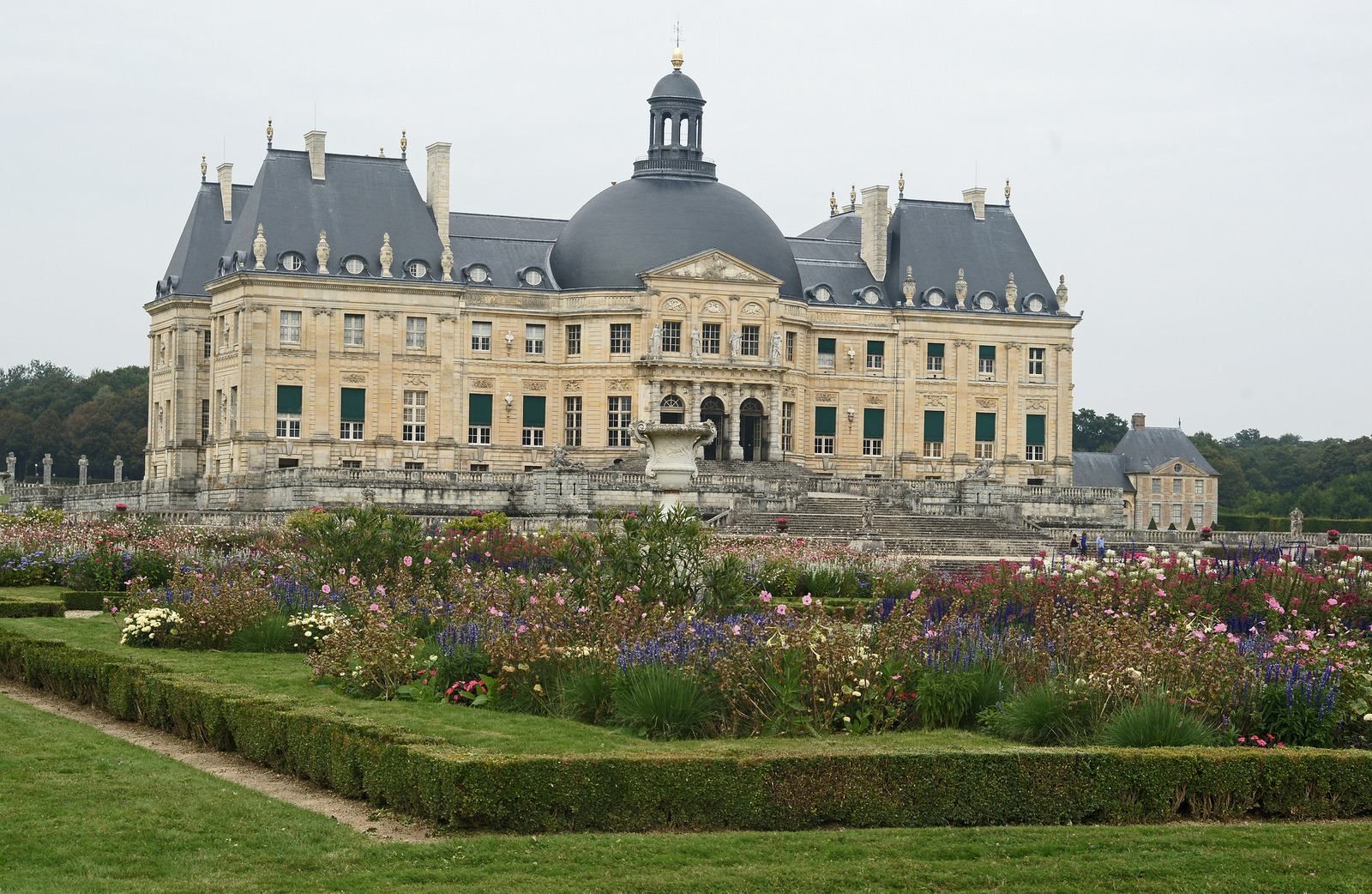 Во Франции ограбили средневековый дворец на два миллиона евро