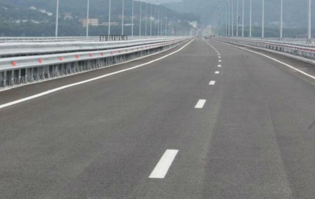 На під'їзді до Києва зважуватимуть авто в русі: деталі На під'їзді до Києва зважуватимуть авто в русі: деталі